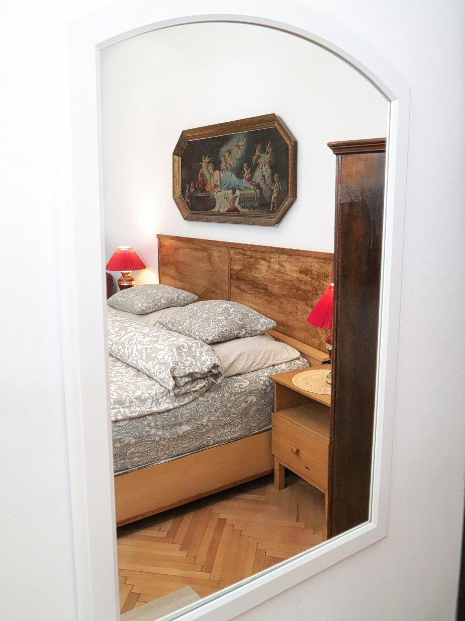 Room & Parking Assistance Praha Exteriér fotografie